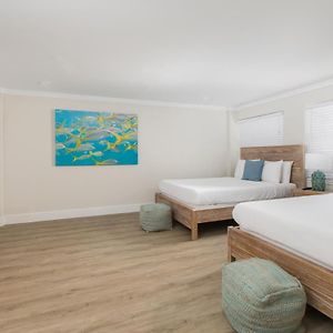 Queen Room Two Queen Beds